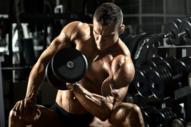 Get Hard Muscles by Using Steroids in UK